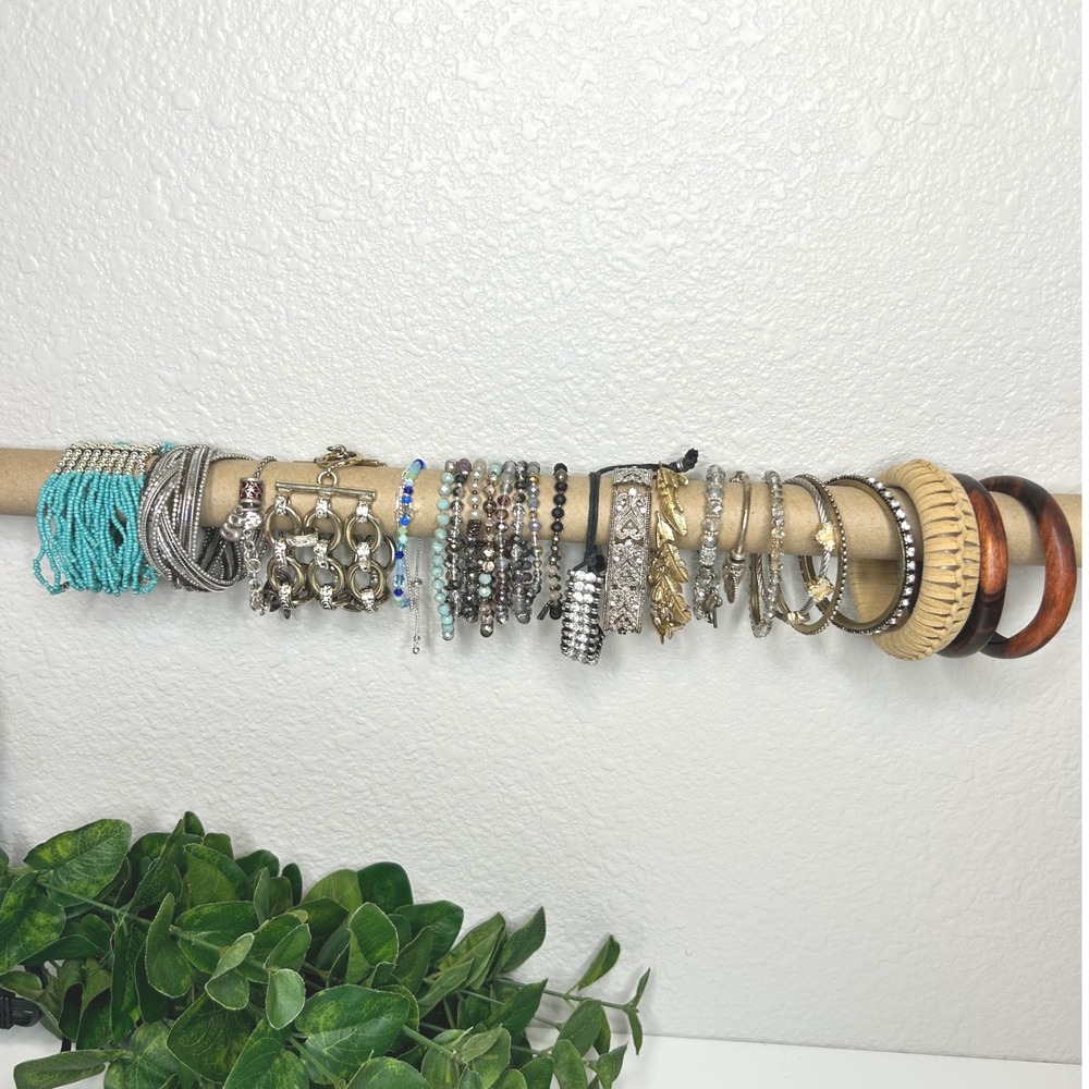 Lot of 25 Bracelet‎ Set Mixed Metals Beads Wood Bangles Stackable Statement
